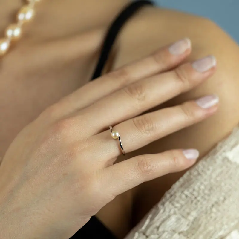 Peach Round Flat Pearl Ring With Sterling Silver Elasaro
